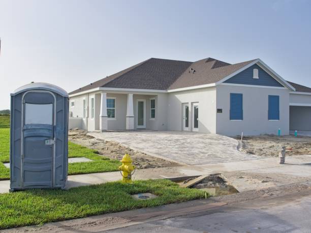 Portable Toilet Options We Offer in California Polytechnic State University, CA